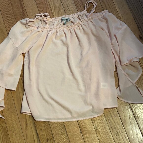 Pink Womens Almost Famous Blouse with Flowy‎ Sleeves Size Small - Picture 1 of 1